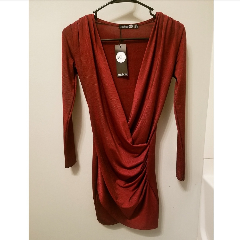 Boohoo Night bodycon Dress w/ plunge Neckline